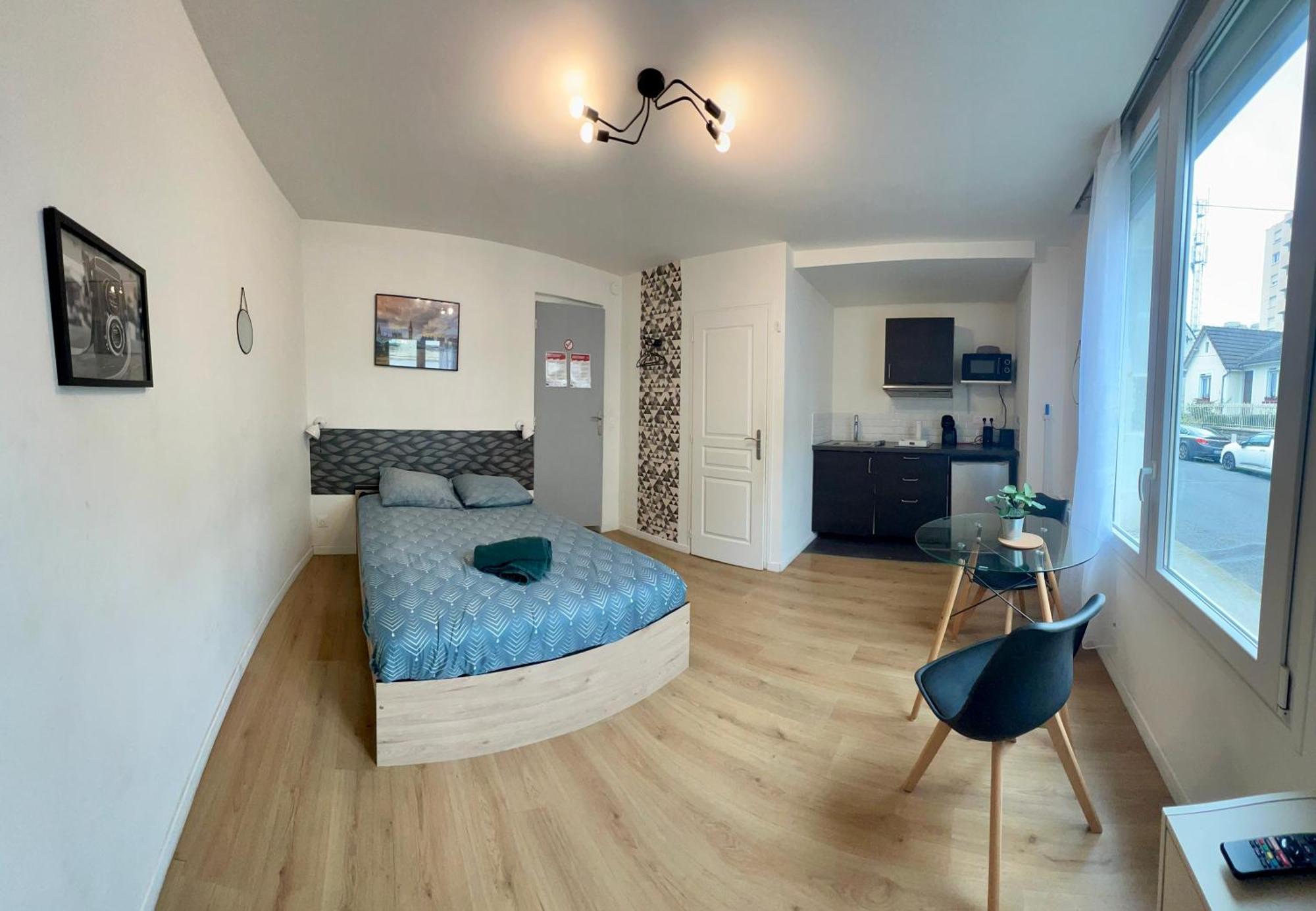 Châtellerault Studios Ideal Pro I Centre-Ville & Parking Gratuit מראה חיצוני תמונה
