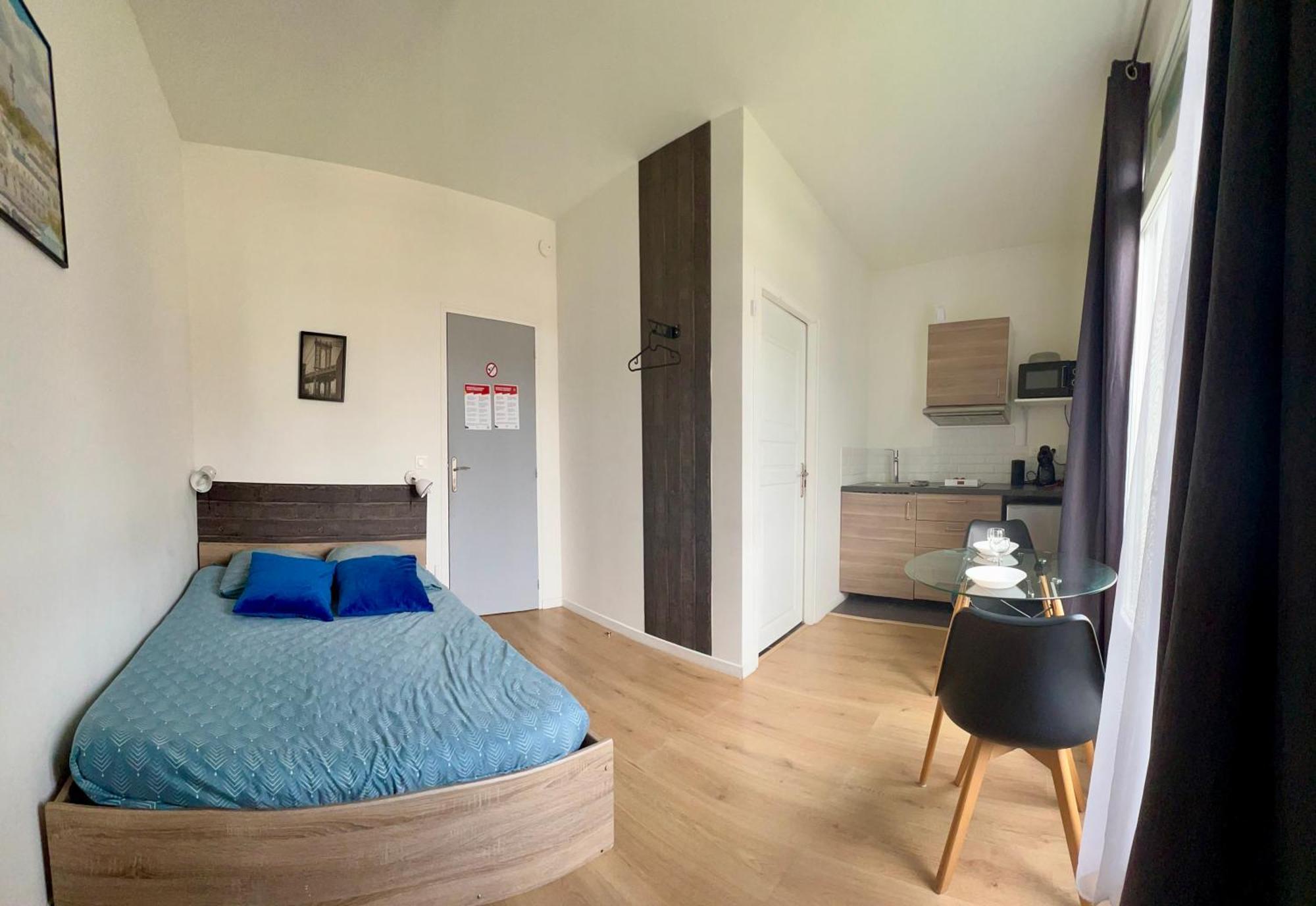 Châtellerault Studios Ideal Pro I Centre-Ville & Parking Gratuit מראה חיצוני תמונה